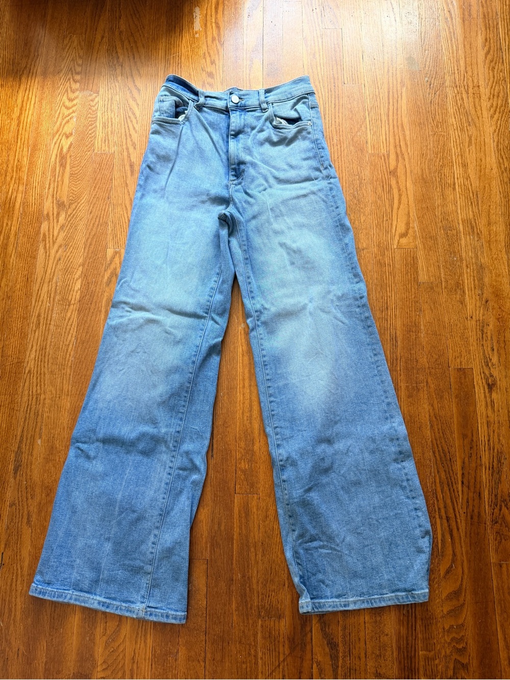 DL1961 Hepburn Wide-Leg High Rise Vintage Jeans in Light Blue Denim